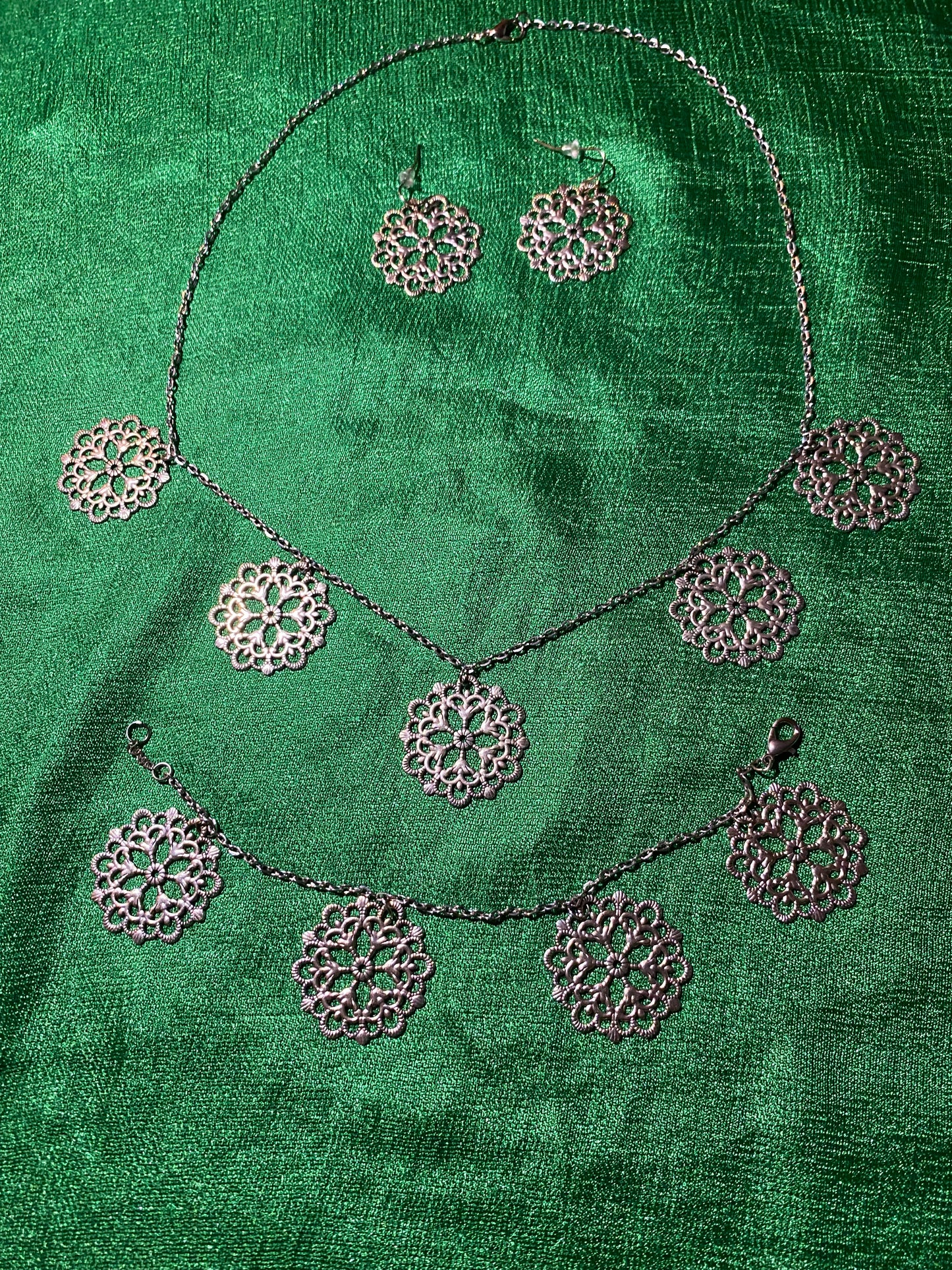 Simple Silver Lightweight Set